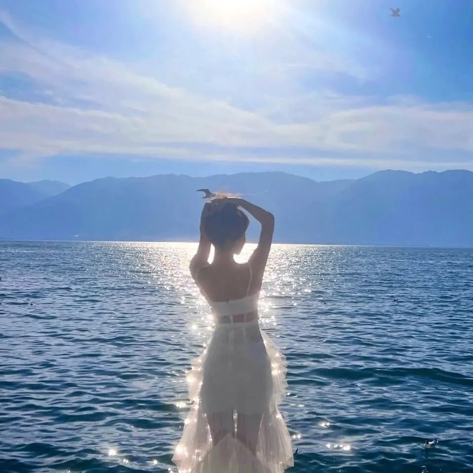 医见钟情，奈何陛下偏要宠我